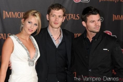 normal_391637_199721353437553_122261504516872_457340_664982646_n.jpg normal_391637_199721353437553_122261504516872_457340_664982646_n.jpg